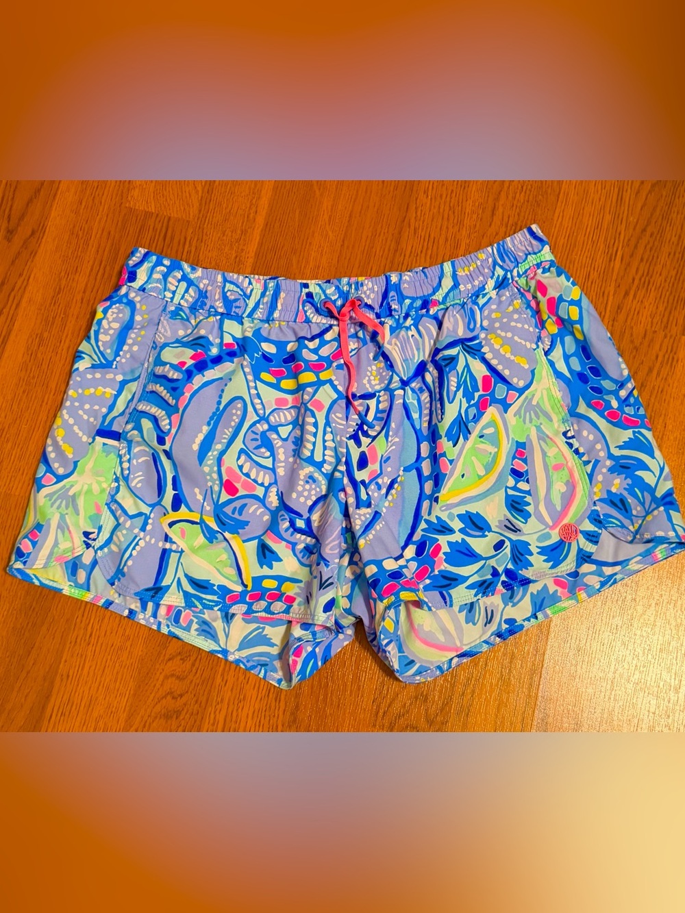 Lilly Pulitzer Run Around Luxletics Shorts~Fun Blue Peri Pinch Pinch~Size M~NWOT
